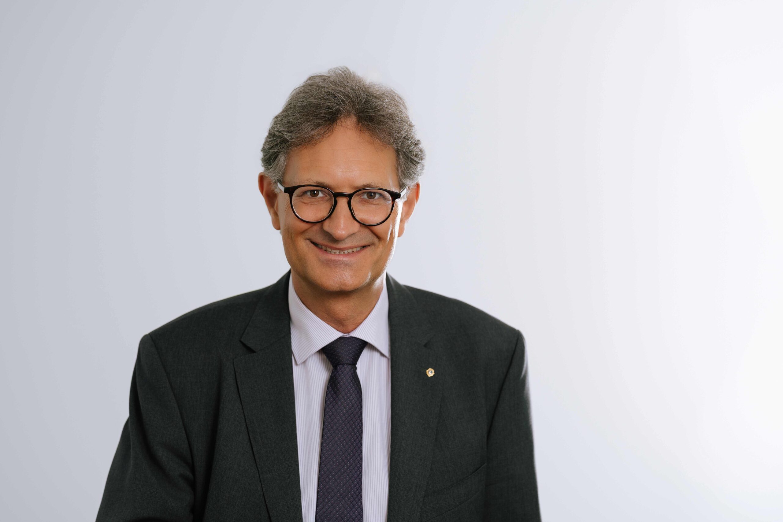 Dr. Stefan Gehrsitz